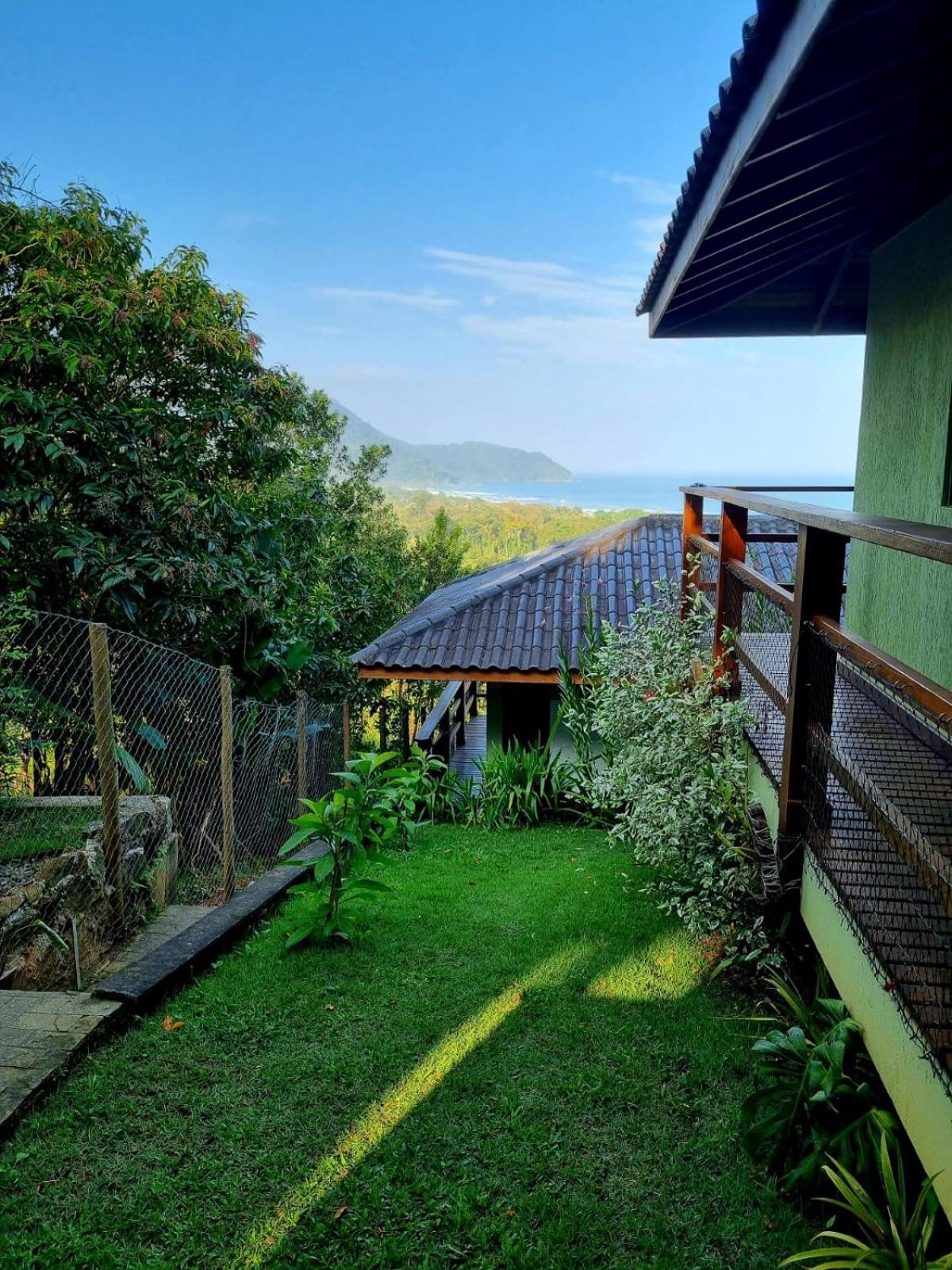 Burung Flats Itamambuca - Hospedagem Com Vista Para O Mar ウバトゥバ エクステリア 写真